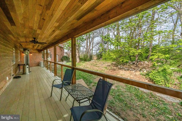 99 FOGELSANGER RD, Shippensburg, PA 17257