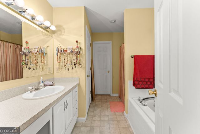 162 Greenview Court, Cleveland, GA 30528