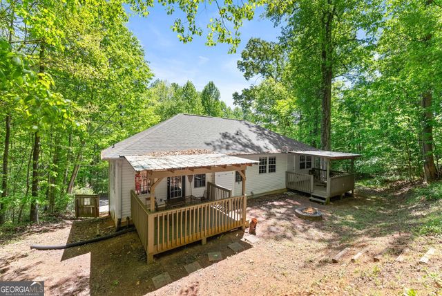 162 Greenview Court, Cleveland, GA 30528