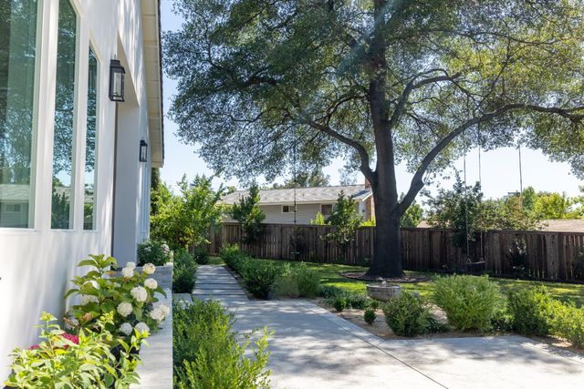 4717 Dewey Orchard Ct, Fair Oaks, CA 95628