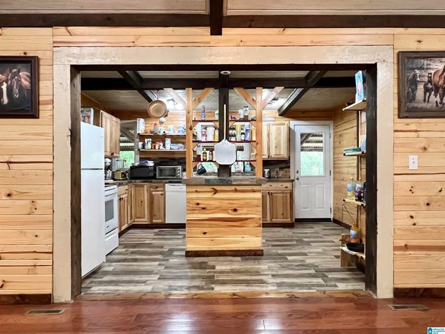 855 MARBLE QUARRY ROAD, Talladega, AL 35160