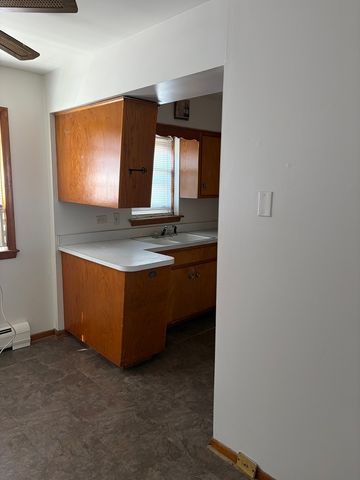 10520 S Austin Avenue 1W, Chicago Ridge, IL 60415