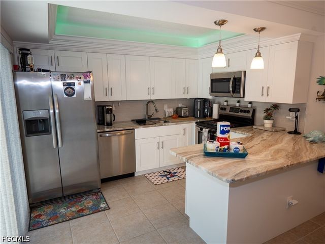 1727 Park Meadows DR 2, Fort Myers, FL 33907
