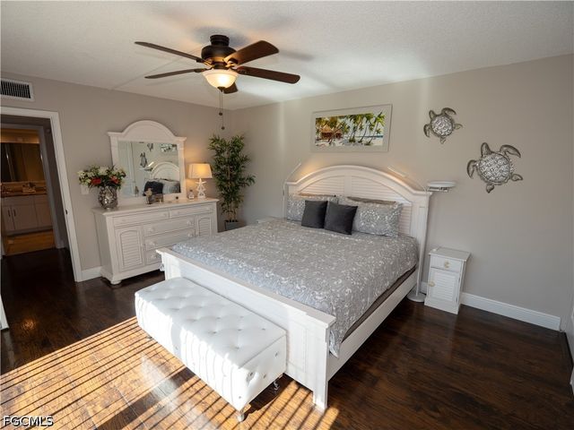 1727 Park Meadows DR 2, Fort Myers, FL 33907