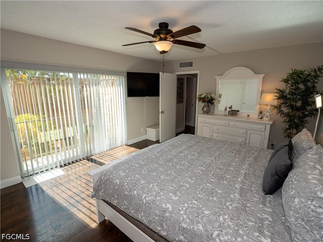 1727 Park Meadows DR 2, Fort Myers, FL 33907