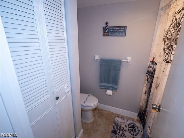 1727 Park Meadows DR 2, Fort Myers, FL 33907