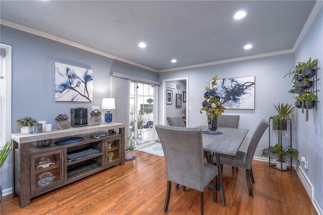 6800 Glenwood Street, Overland Park, KS 66204