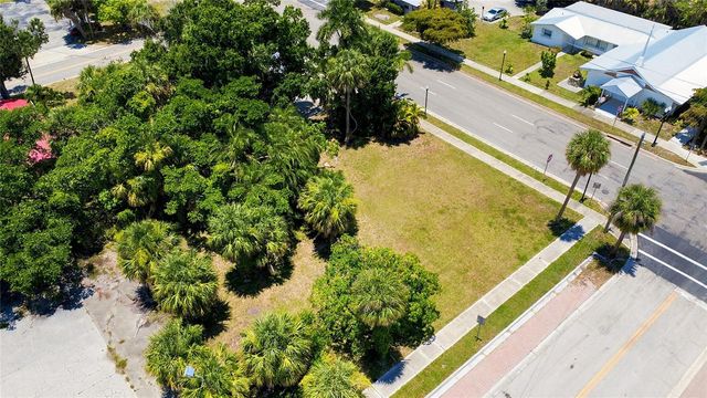 261 E OLYMPIA AVENUE, Punta Gorda, FL 33950
