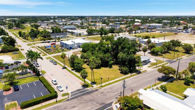 261 E OLYMPIA AVENUE, Punta Gorda, FL 33950