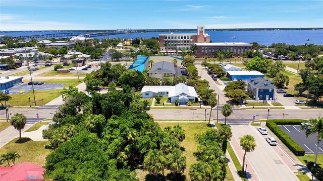 261 E OLYMPIA AVENUE, Punta Gorda, FL 33950