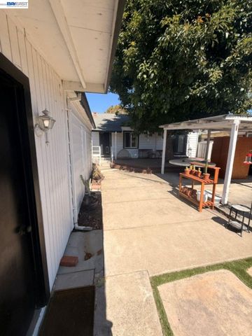 37967 2Nd St, Fremont, CA 94536