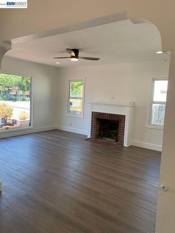 37967 2Nd St, Fremont, CA 94536