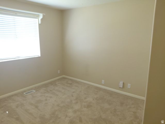 10504 S HIGHLINE CIR, South Jordan, UT 84095