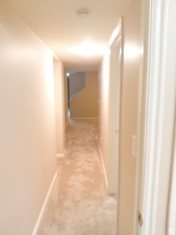 10504 S HIGHLINE CIR, South Jordan, UT 84095
