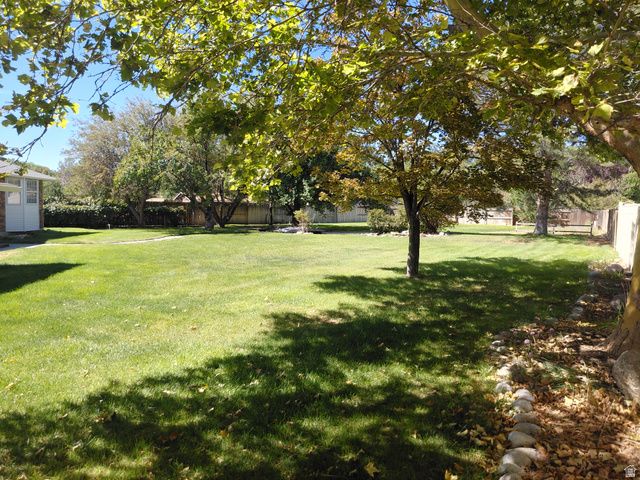 10504 S HIGHLINE CIR, South Jordan, UT 84095
