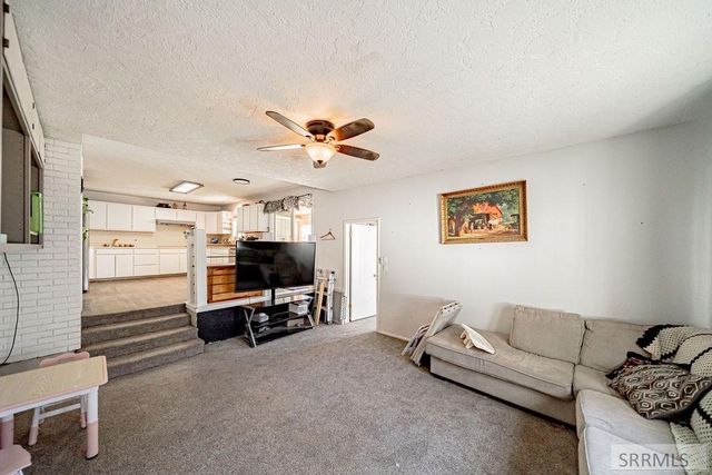 970 9th Street, Idaho Falls, ID 83404