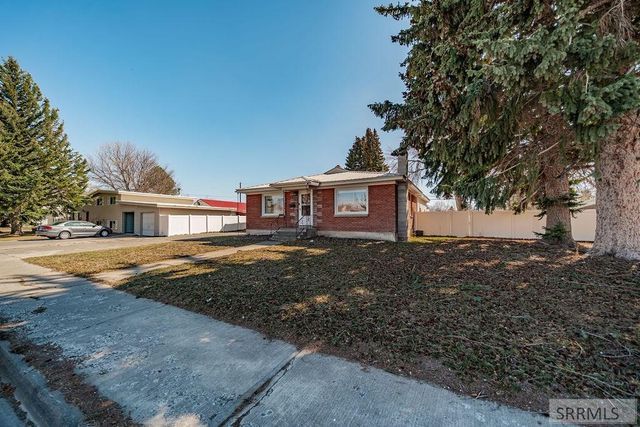 970 9th Street, Idaho Falls, ID 83404