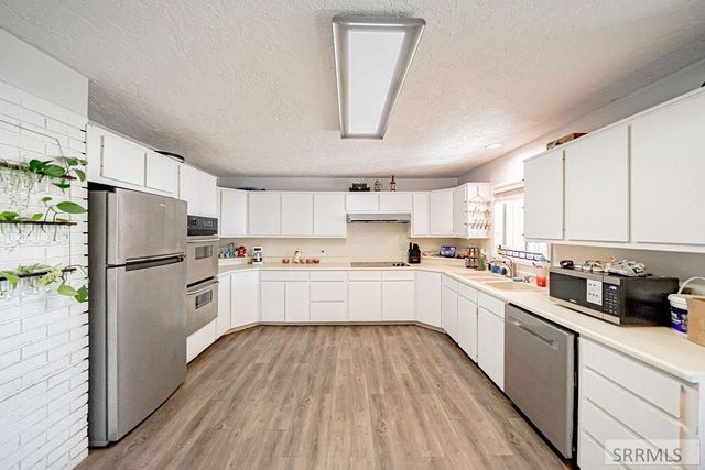 970 9th Street, Idaho Falls, ID 83404