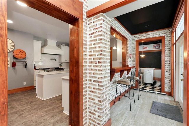 405 LAKESHORE DRIVE, Leesburg, FL 34748