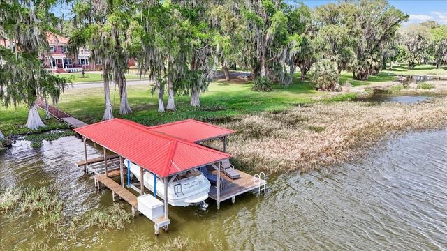 405 LAKESHORE DRIVE, Leesburg, FL 34748