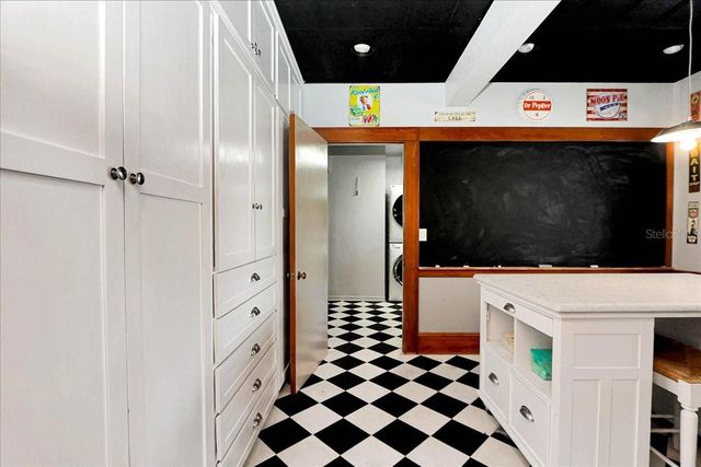 405 LAKESHORE DRIVE, Leesburg, FL 34748