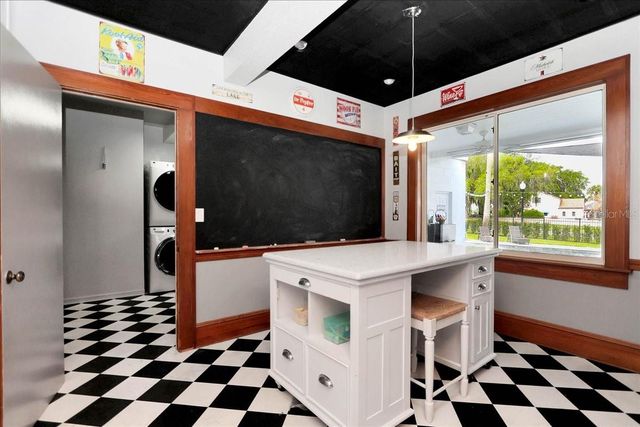 405 LAKESHORE DRIVE, Leesburg, FL 34748