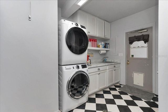 405 LAKESHORE DRIVE, Leesburg, FL 34748