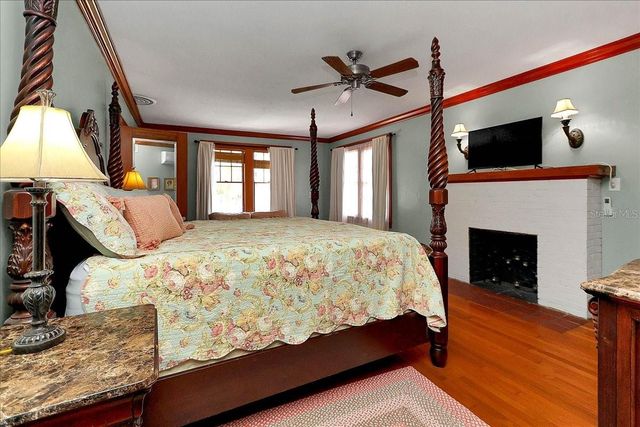 405 LAKESHORE DRIVE, Leesburg, FL 34748