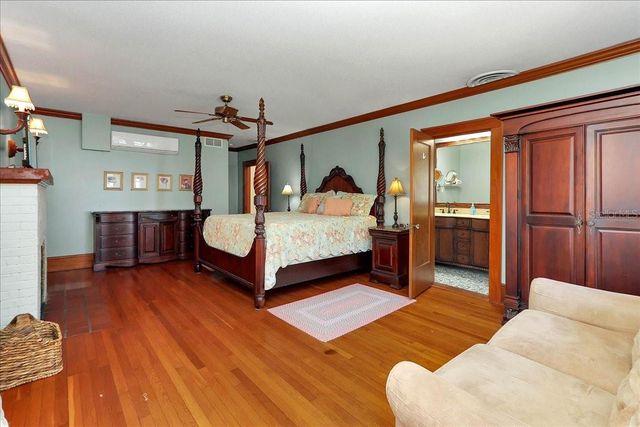 405 LAKESHORE DRIVE, Leesburg, FL 34748