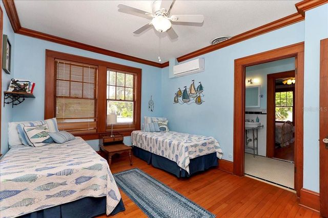 405 LAKESHORE DRIVE, Leesburg, FL 34748