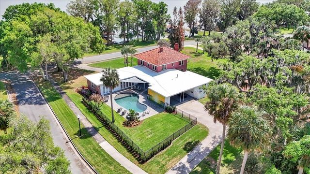 405 LAKESHORE DRIVE, Leesburg, FL 34748