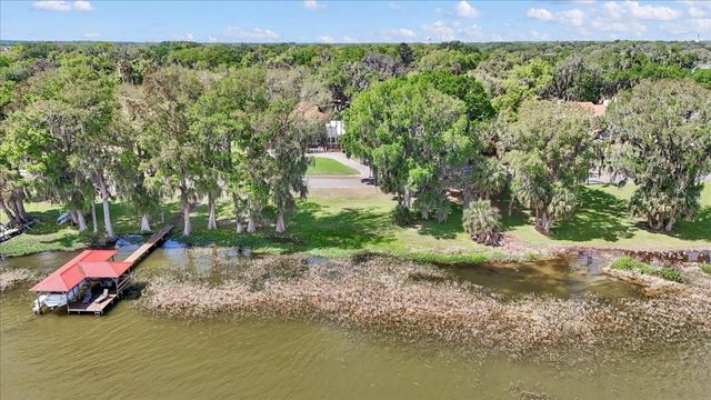 405 LAKESHORE DRIVE, Leesburg, FL 34748
