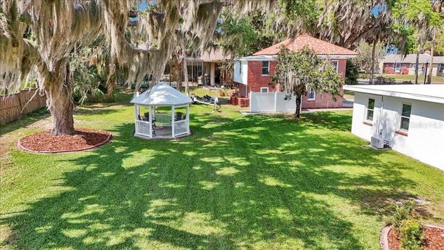 405 LAKESHORE DRIVE, Leesburg, FL 34748