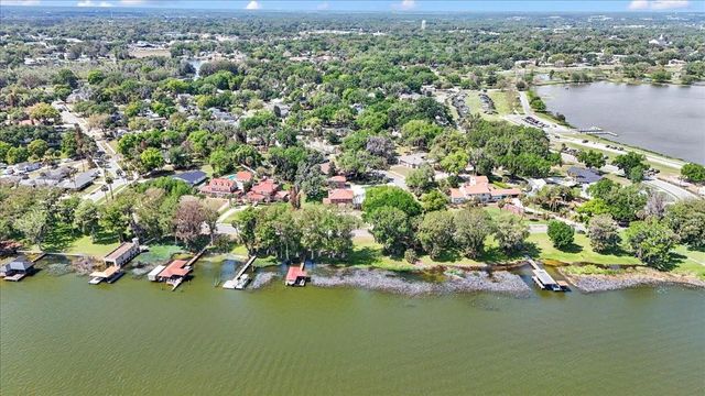 405 LAKESHORE DRIVE, Leesburg, FL 34748
