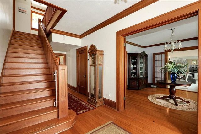 405 LAKESHORE DRIVE, Leesburg, FL 34748