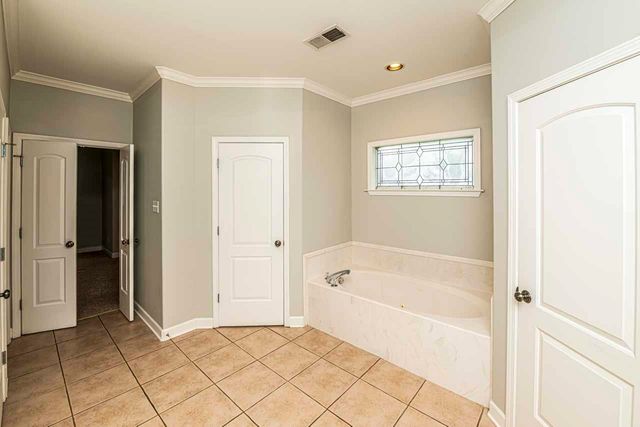 446 WINDCHASE DR, Munford, TN 38058