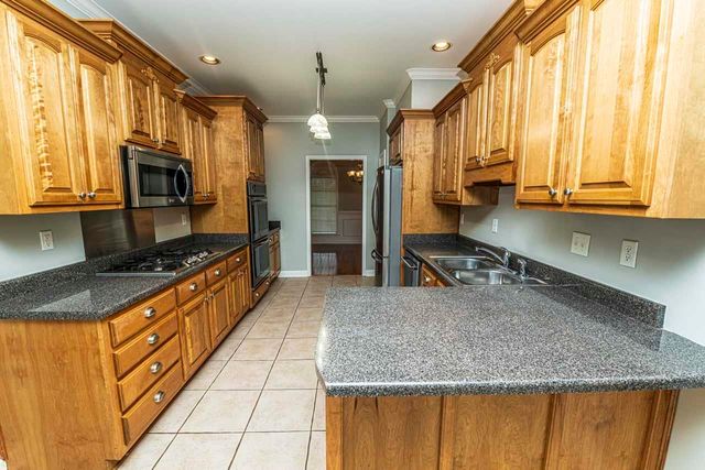 446 WINDCHASE DR, Munford, TN 38058
