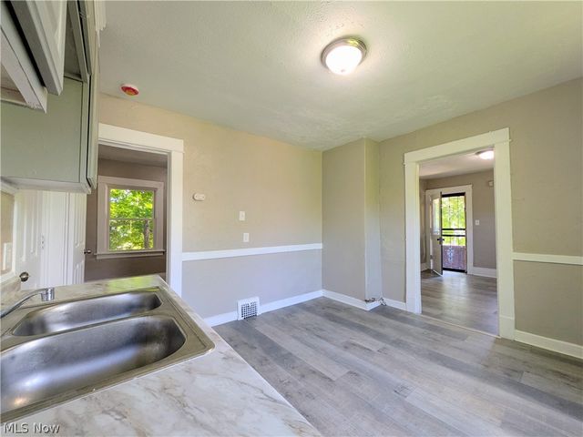 12905 Griffing Avenue, Cleveland, OH 44120