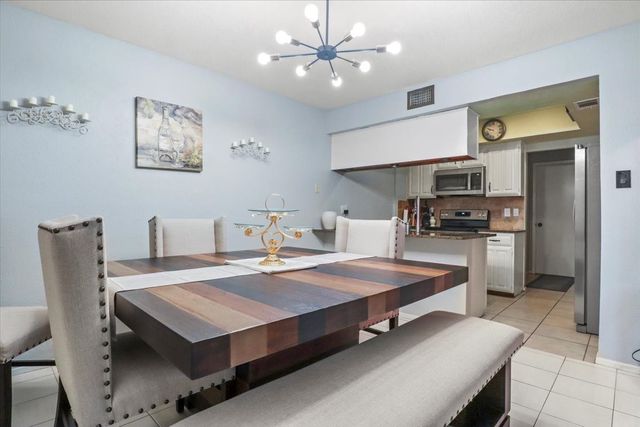 2818 Ursa Circle, Garland, TX 75044