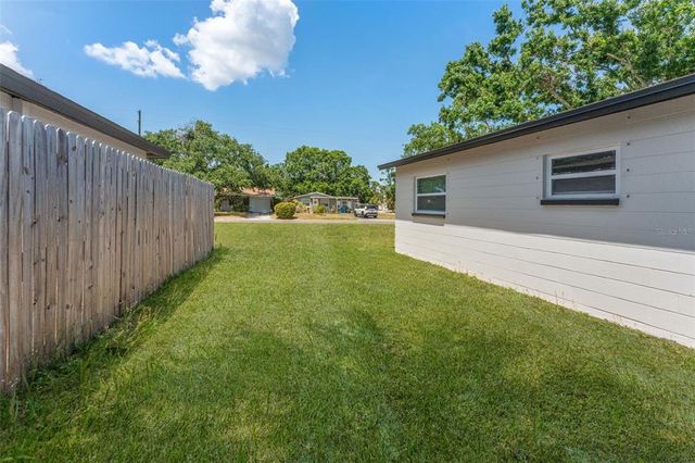7494 7TH STREET N, St Petersburg, FL 33702