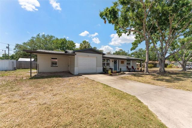 7494 7TH STREET N, St Petersburg, FL 33702