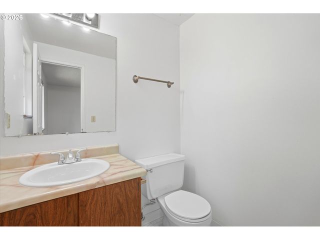 283 Nw 182ND Ave, Beaverton, OR 97006