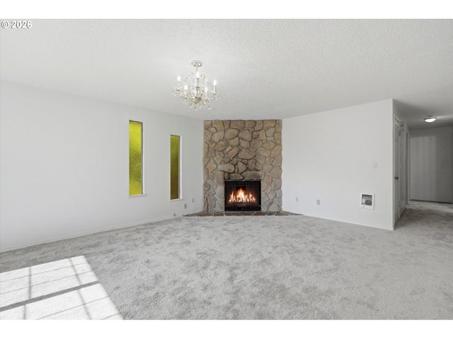 283 Nw 182ND Ave, Beaverton, OR 97006