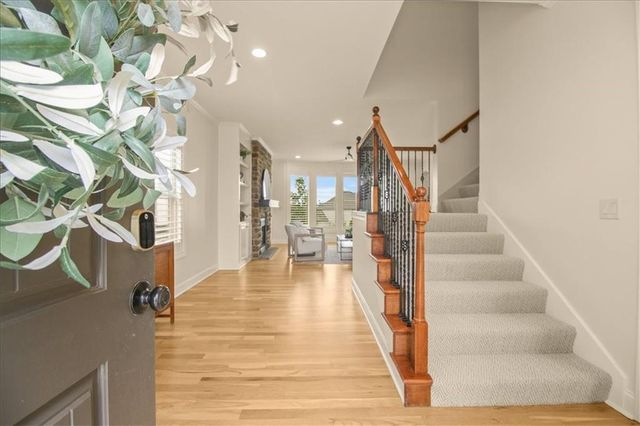1854 NE Park Ridge Drive, Lee's Summit, MO 64064