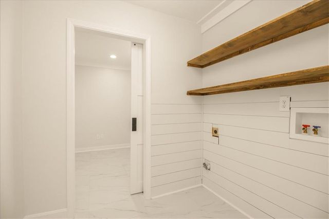 1854 NE Park Ridge Drive, Lee's Summit, MO 64064