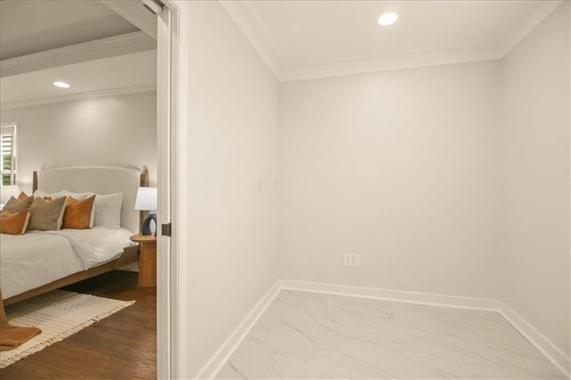 1854 NE Park Ridge Drive, Lee's Summit, MO 64064