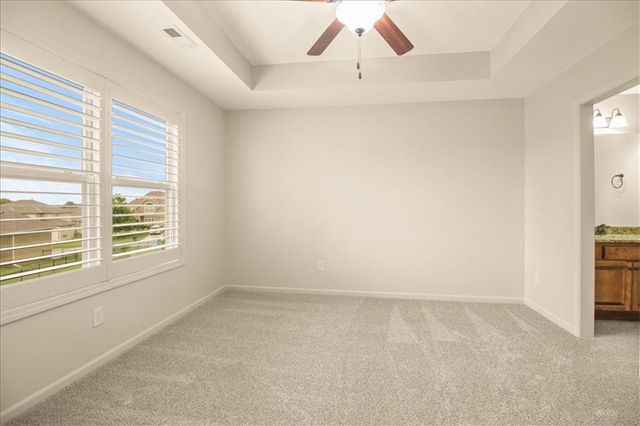 1854 NE Park Ridge Drive, Lee's Summit, MO 64064