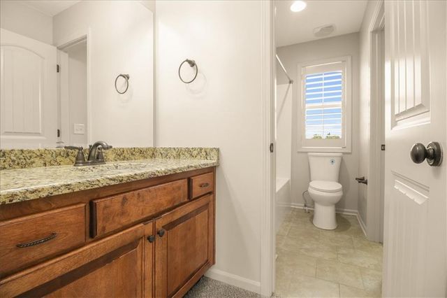 1854 NE Park Ridge Drive, Lee's Summit, MO 64064