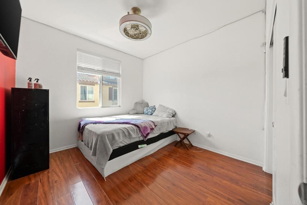 Image 26 of property listing at 4300 Newton Avenue 8, San Diego, CA 92113