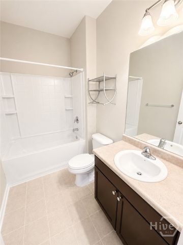 35 Chapel Lake N, Savannah, GA 31419